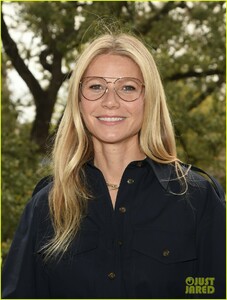 gwyneth-paltrow-stops-by-vision-council-event-at-sxsw-03.jpg