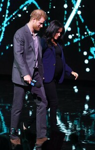 meghan-markle-and-prince-harry-we-day-uk-in-london-03-05-2019-8.jpg