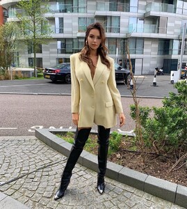 nabilla - BvrZ_9RAo0n.jpg