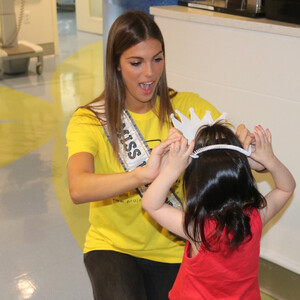 fan_iris_mittenaere - BXoCcJMB3Ss_BXoCWRaBA1L.jpg