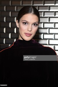iris-mittenaere-attends-the-jeanpaul-gaultier-haute-couture-spring-picture-id909683876.jpg