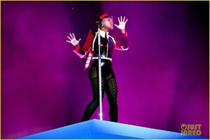 janelle-monae-ella-mai-coachella-performances-24.jpg