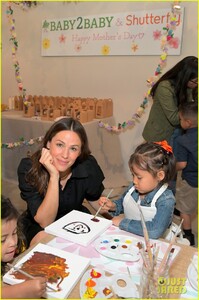 jennifer-garner-hosts-shutterfly-baby2baby-mothers-day-celebration-01.jpg
