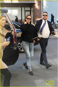 jennifer-garner-nyc-april-2019-03.jpg