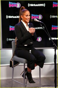 jennifer-lopez-sirius-xm-april-2019-07.jpg