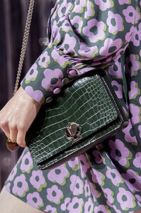 kate-spade-clp-rf19-2201.thumb.jpg.ea9ae824692e7a3fd31d413925526b40.jpg