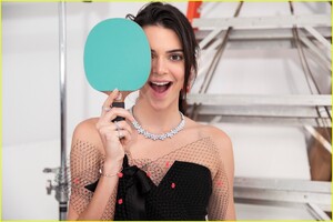 kendall-jenner-tiffany-co-campaign-images-01.jpg