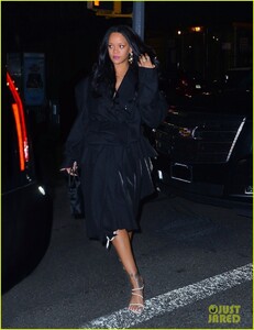 rihanna-hassan-jameel-nyc-april-2019-01.jpg