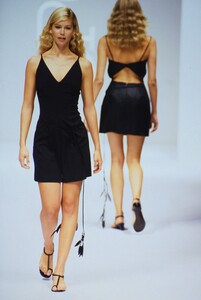 1141312424_sportmax-ss-1996(6).thumb.jpg.5fdc108ea49f06bca2f3a75eafcee0f1.jpg