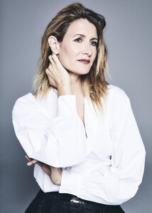740full-laura-dern (2).jpg