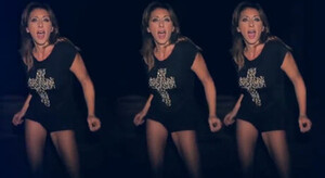 Colour-me-video-sabrina-salerno.jpg