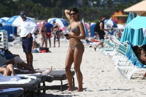 danielle-herrington-in-a-bikini-on-the-beach-in-miami-05-09-2019-8.jpg