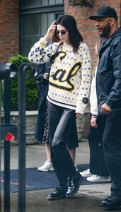 kendall-jenner-casual-style-nyc-05-04-2019-2.jpg