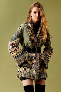 00040-ETRO-Resort-20-credit-Mel-Bles.thumb.jpg.9c3017dd223b28ab6208d66af17ed393.jpg