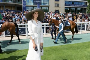 7138fb1256870774 (2).jpg