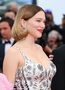 740full-léa-seydoux (3).jpg