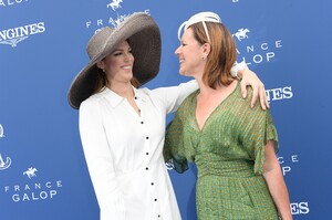 d0f6971256869914 (2).jpg