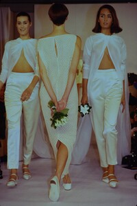 2012549902_isaac-mizrahi-ss-1990-gail(2).thumb.jpg.fb0da0c548b214e012fbf7e8be7584c5.jpg