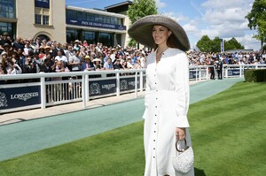 235a081256870384 (2).jpg