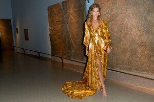 [1153545931] CFDA Fashion Awards - Cocktails.jpg