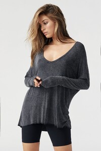 Joah-Brown-For-Keeps-V-Neck-Wash-Graphite--4725.jpg