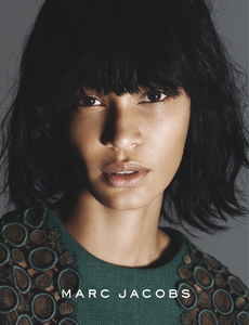 Sims_Marc_Jacobs_Spring_Summer_2015_02.thumb.png.b45541ed42deb18e00da2240e970706d.png