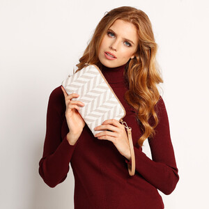 aw19-category-1024-CLUTCH.jpg