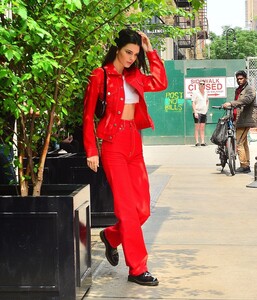 kendall-jenner-in-red-soho-nyc-06-01-2019-5.jpg