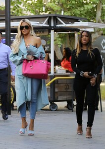 khloe-kardashian-street-style-06-19-2019-11.jpg