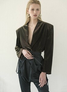 Merry Mae model_5662_95f23d82a542.jpeg