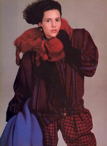 Avedon_Vogue_US_October_1984_13.thumb.jpg.6b6138959cd0f19b9cf4ffc1a3c06a5c.jpg