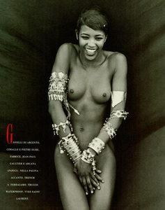 Lindbergh_Vogue_Italia_July_August_1988_10.thumb.png.fc0509a6a2b0ba01d1d2f32c1a7b9eba.png