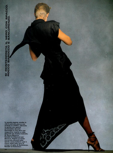 Sexy_Watson_Vogue_Italia_January_1985_09.thumb.png.2c97cf8270c2ab447bc2a930956c0c62.png