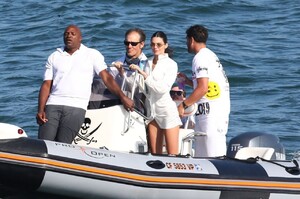 kendall-jenner-cute-style-on-a-boat-in-malibu-07-04-2019-2.jpg