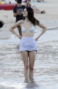 kendall-jenner-in-a-bikini-mykonos-07-07-2019-8.jpg
