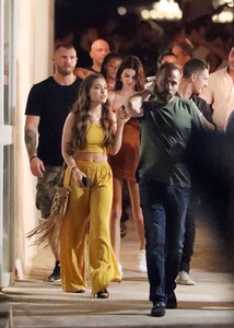 kendall-jenner-night-out-mykonos-island-07-09-2019-4.jpg
