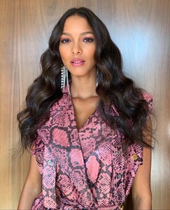 laisribeiro_66445656_150844009435496_4169592334763054705_n.jpg