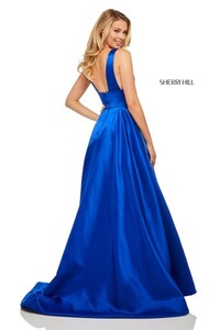 sherrihill-52911-royal-dress-2.jpg-600.thumb.jpg.d7ffbfd8d34e5c1cfa1f9589851785d0.jpg