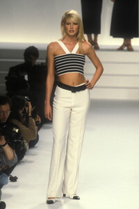 20366865_RalphLauren1996WomenRTW78.thumb.jpg.361e5f854c13d37b6e1980e6fca033f6.jpg