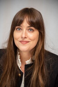 dakota-johnson-the-peanut-butter-falcon-press-conference-in-la-2019-0.jpg