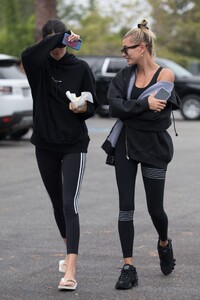 hailey-rhode-bieber-and-kendall-jenner-out-in-west-hollywood-08-19-2019-9.jpg