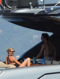kate-moss-on-the-yacht-in-portofino-08-08-2019-2.jpg