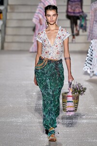 Meghan Roche Missoni Spring 2020 RTW MFW 1.jpg