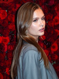 [7a477045191c44eabcb27781c227ccc0] Victoria's Secret Angel Sara Sampaio Hosts The Bombshell Intense Launch Party.jpg