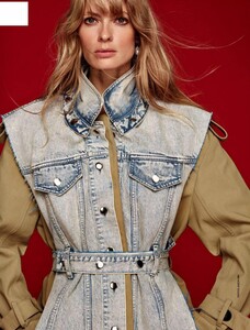 ste010919BZn image111.jpg