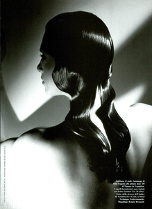 Guidolotti_Vogue_Italia_March_1994_03.thumb.png.d48a1d7e97a5c9bdd176d230765c56bd.png