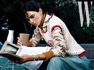 Kendall-Jener-W-Korea-Cover-Photoshoot05.jpg