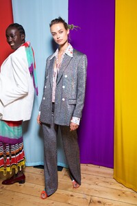 backstage-defile-missoni-printemps-ete-2020-milan-coulisses-90.thumb.jpg.ef6646b7ceb3053c5885bfb5cb358aa2.jpg