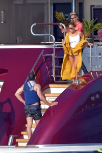 jennifer-lopez-in-a-swimsuit-on-a-yacht-in-saint-tropez-09-03-2019-16.jpg