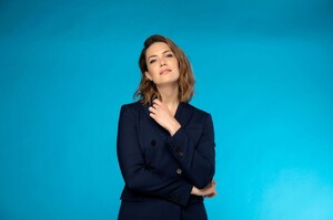 mandy-moore-los-angeles-times-photoshoot-august-2019-2.thumb.jpg.35cbbf5089475e384a123bd35cc110e2.jpg